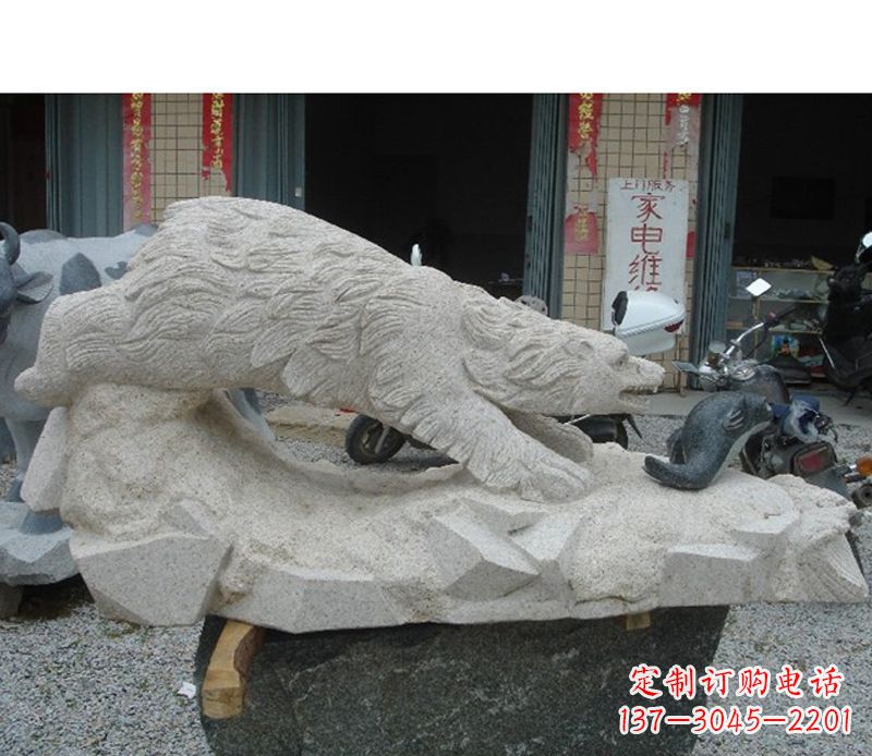 长春北极熊精灵精致细腻的雕塑装饰