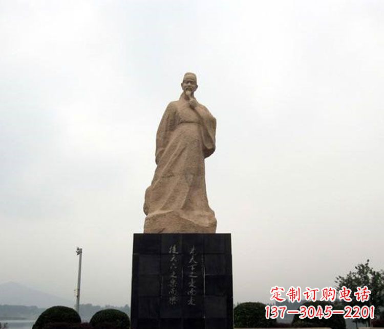长春北宋政治家范仲淹石雕