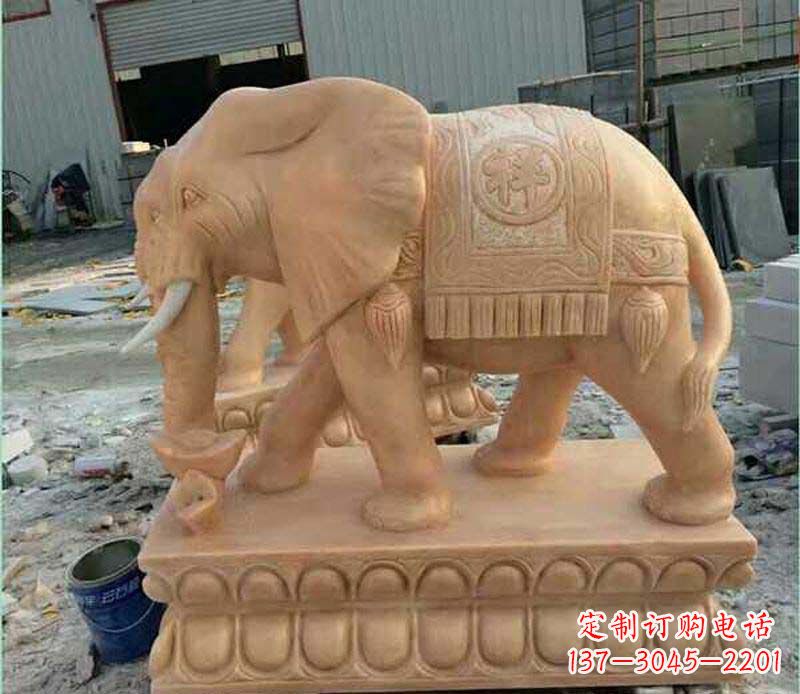 长春璀璨大象石雕