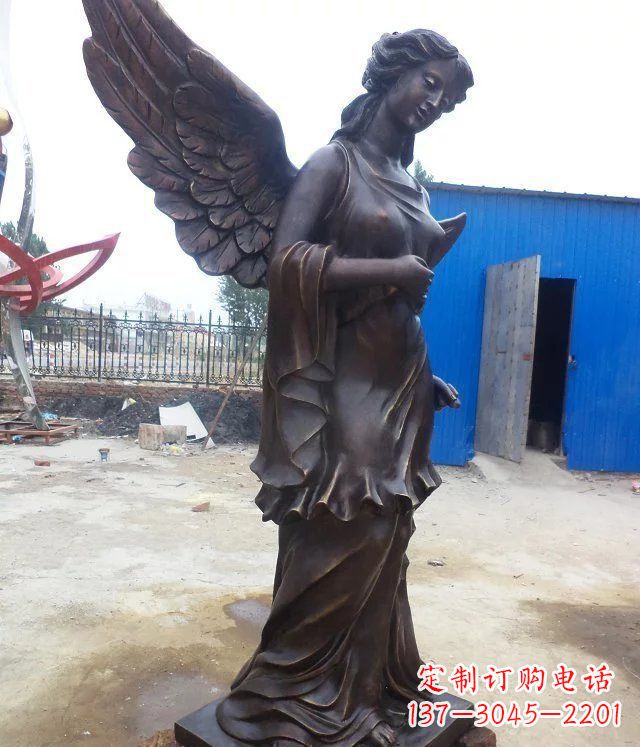 长春玻璃钢仿铜欧式女人雕塑