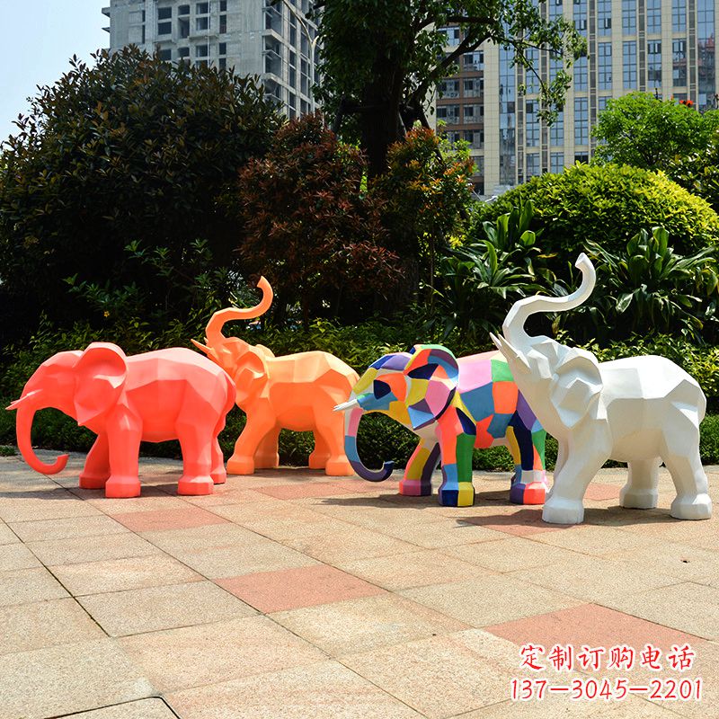 长春金色大象雕塑活跃的商场游乐场