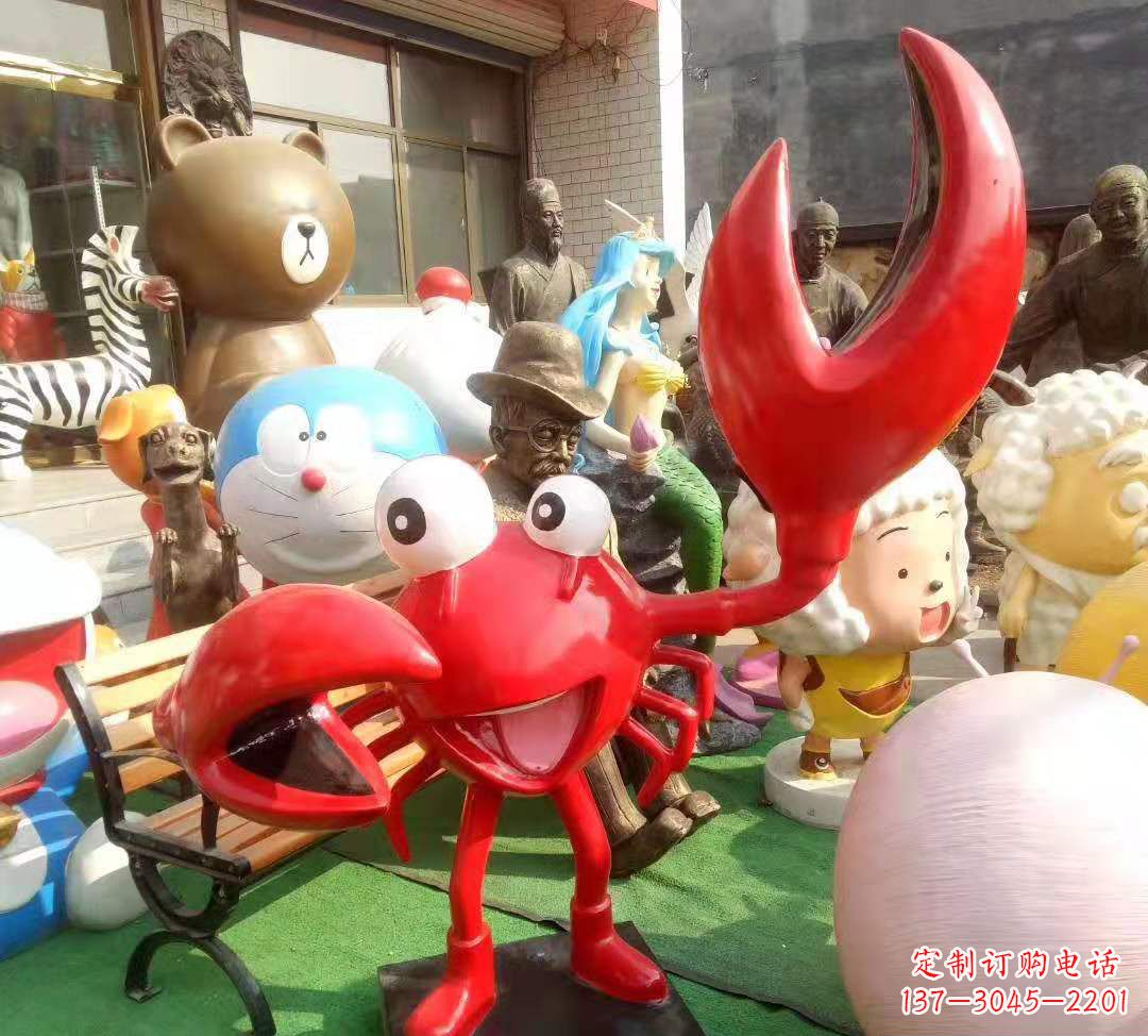 长春玻璃钢螃蟹雕塑点缀酒店景观