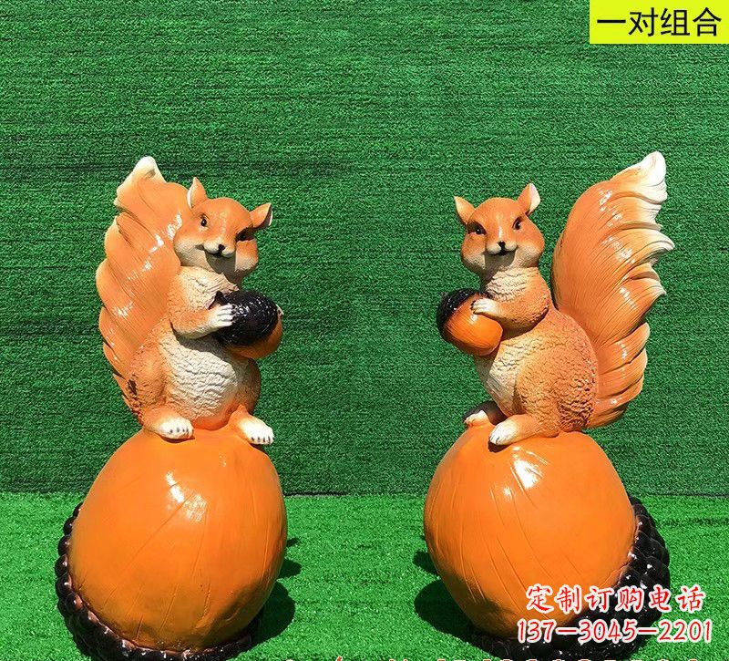 长春玻璃钢松鼠雕塑艺术精品