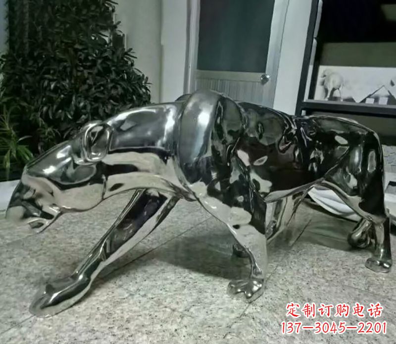 长春精美绝伦的不锈钢豹子雕塑
