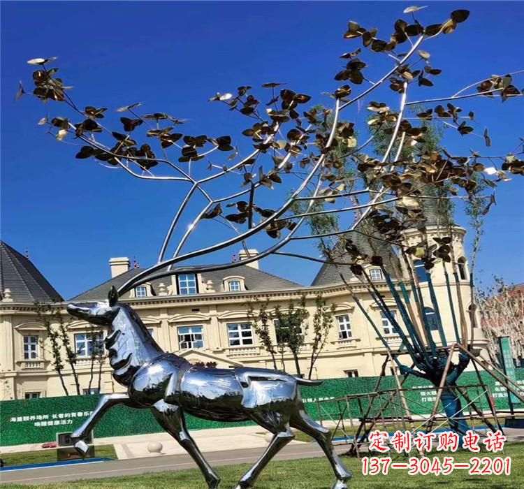 长春不锈钢梅花鹿雕塑精美而又经久不衰