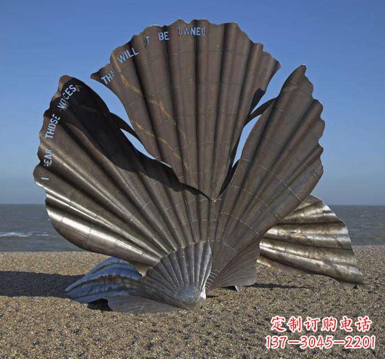 长春不锈钢城市的扇贝雕塑——一座海洋文化的象征