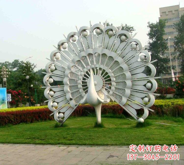 长春不锈钢孔雀雕塑