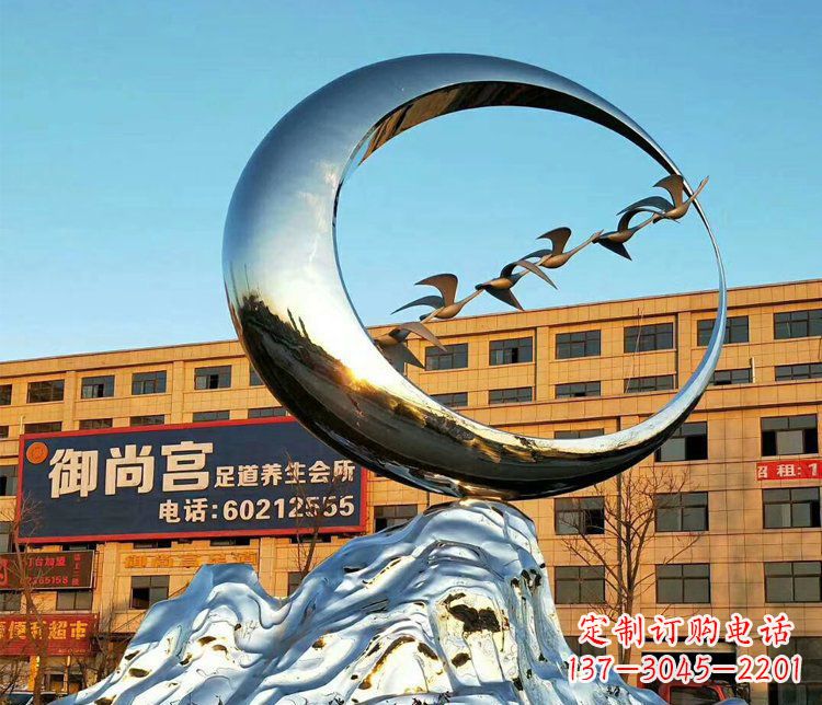 长春不锈钢大雁雕塑精美的艺术之作
