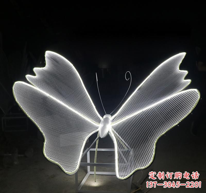 长春不锈钢灯饰蝴蝶雕塑