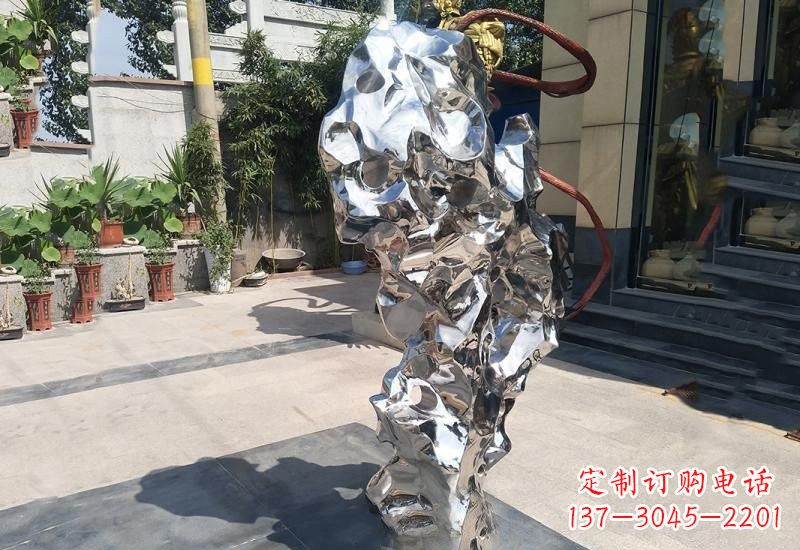 长春太湖石雕塑传承中华文化精髓