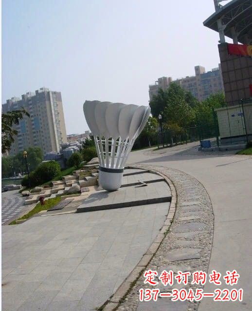 长春羽毛球雕塑一座展现精神风貌的艺术精品