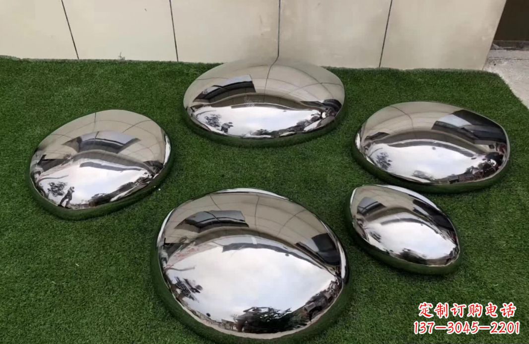 长春精致灵动的不锈钢鹅卵石雕塑