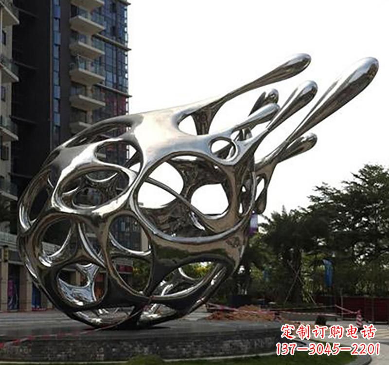 长春不锈钢镜面火龙果雕塑精致的艺术瑰宝
