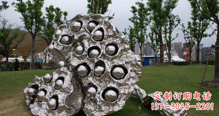 长春不锈钢莲蓬精美雕塑铸就华丽景观