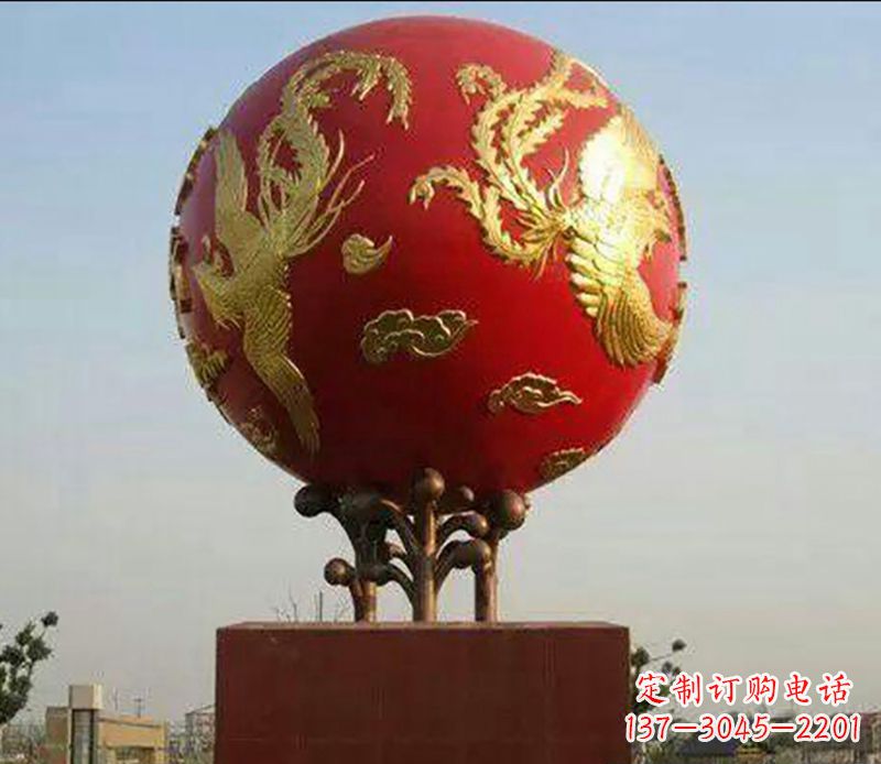长春不锈钢龙凤呈祥雕塑传统艺术的精美体现