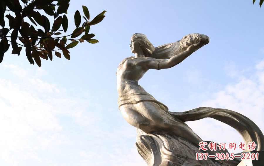 长春女娲传承中华神话的不锈钢雕塑