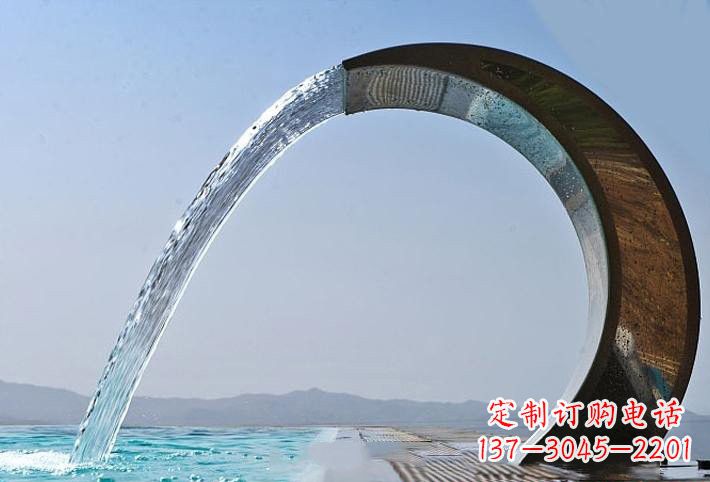长春精美不锈钢喷水圆环雕塑