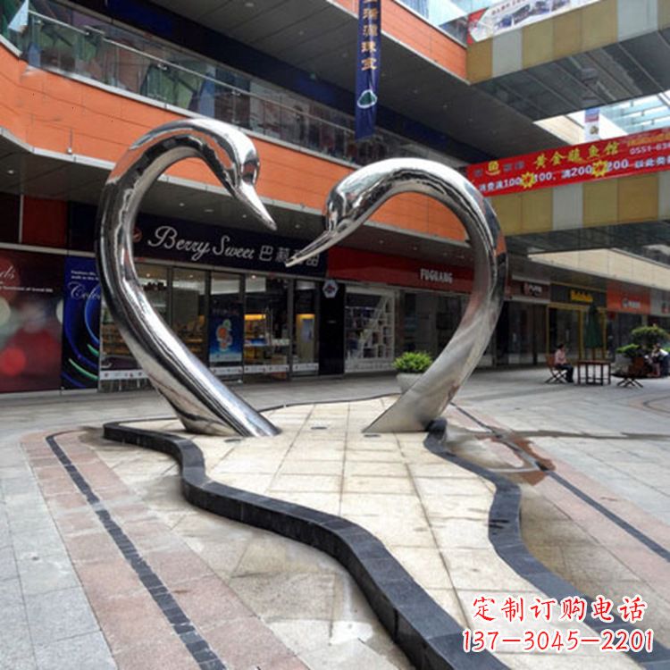 长春不锈钢天鹅爱情雕塑把浪漫永恒的爱情永久凝固