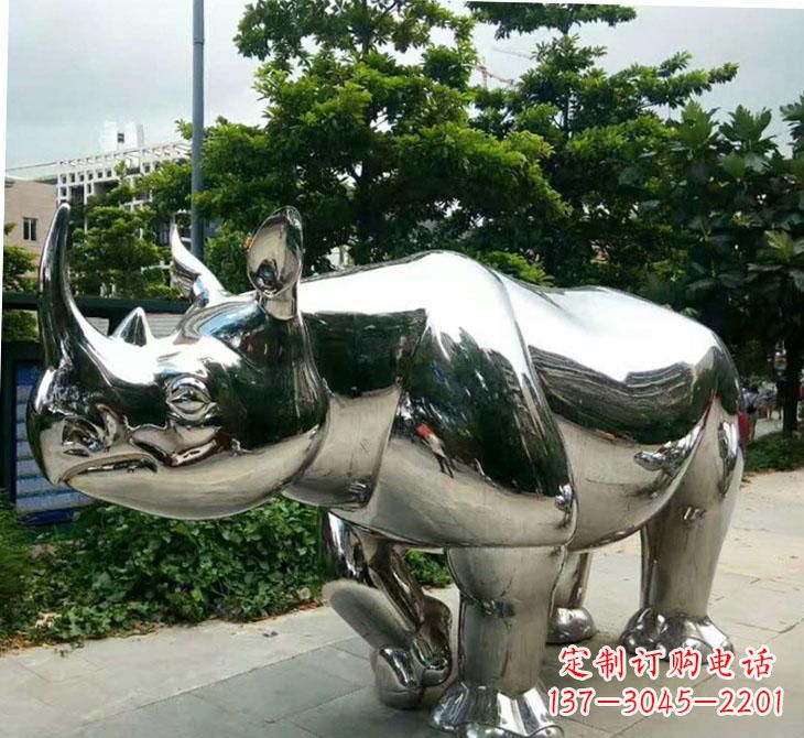 长春不锈钢犀牛雕塑传承自然之美