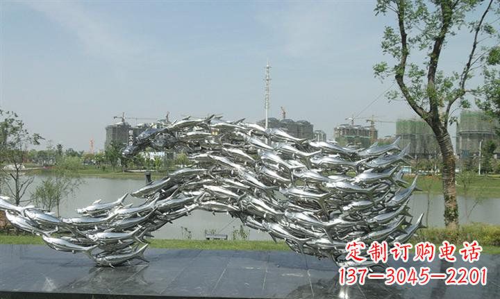 长春精美动物雕塑点缀不锈钢鱼群公园