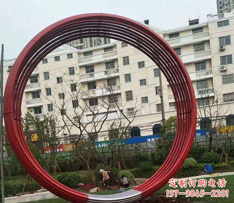 长春不锈钢圆环雕塑精致而经久耐用