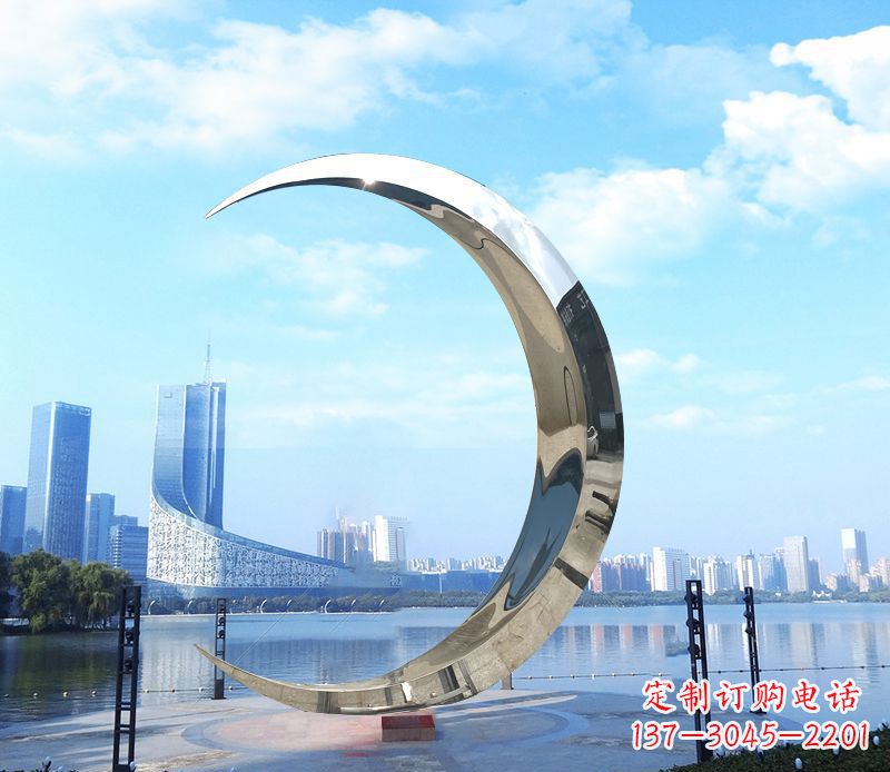 长春不锈钢月亮雕塑象征着美丽的月亮