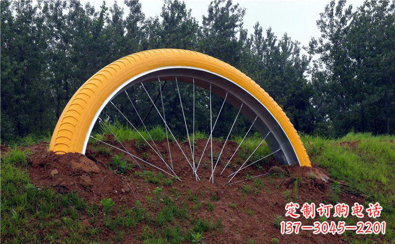长春不锈钢自行车雕塑——景观美化的象征