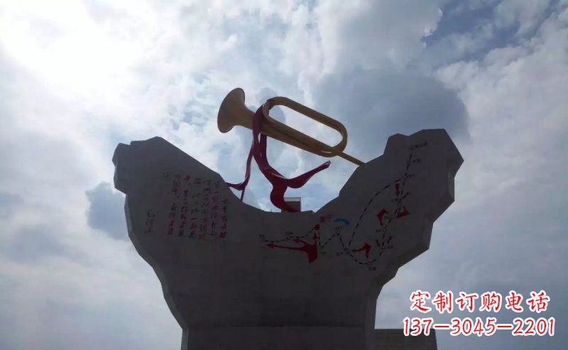 长春革命烈士冲锋号雕塑让革命历史长存