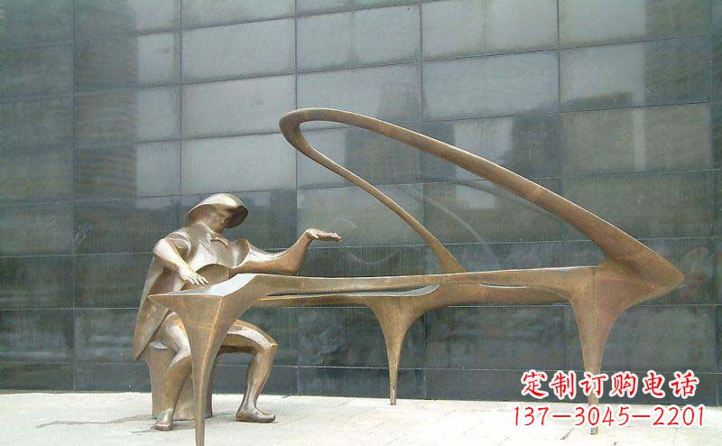 长春抽象钢琴雕塑街边景观的精美绝伦