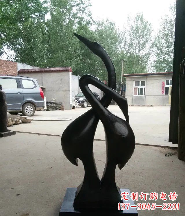 长春精美的天鹅铜雕