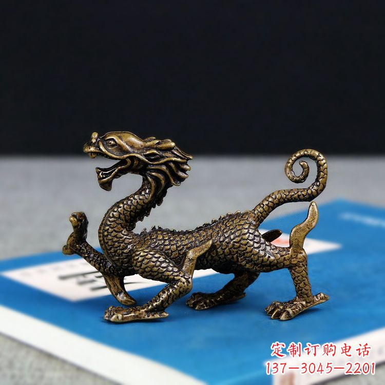长春青龙雕塑用纯铜熔铸而成