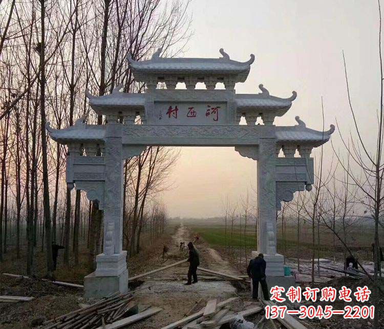 长春牌坊雕塑——记忆中的美丽家乡