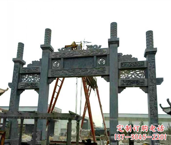 长春村庄牌坊雕塑传承历史文化