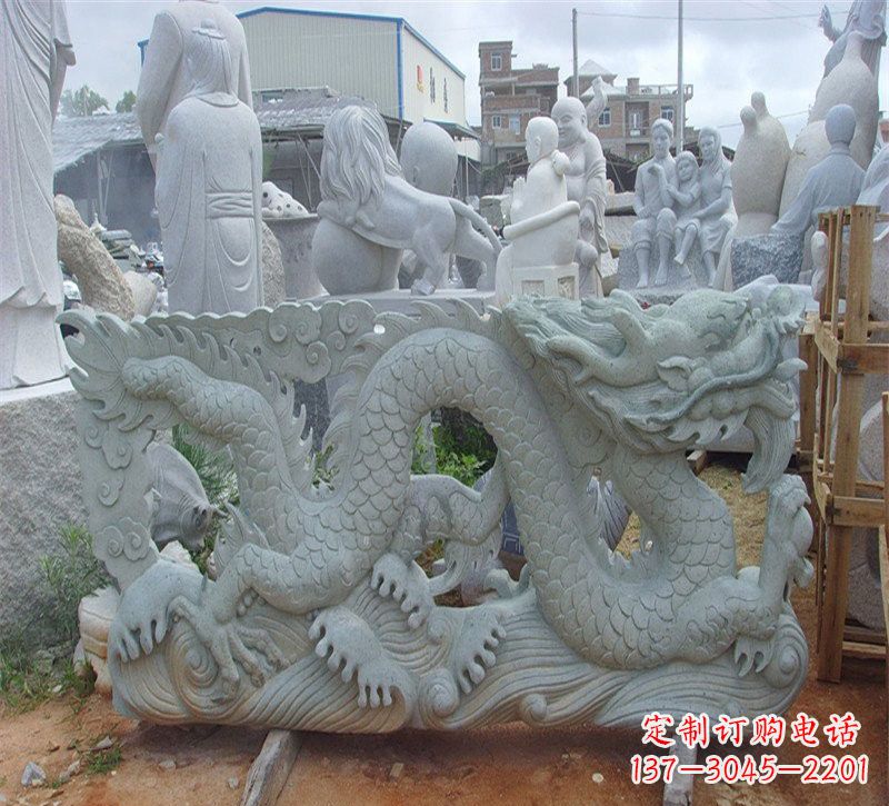 长春大理石龙石雕传承古老文化，精雕细琢的艺术品
