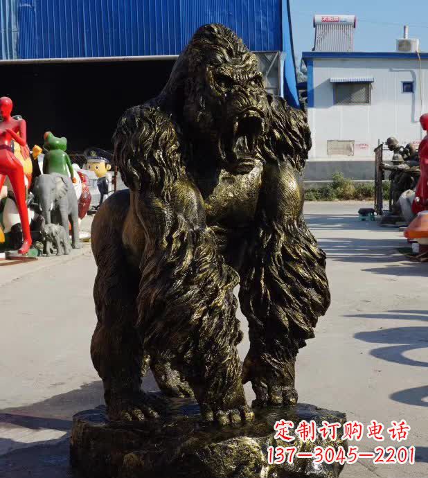 长春大猩猩广场动物铜雕