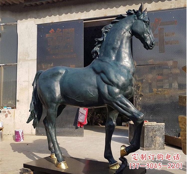 长春大型公园铸铜马雕塑