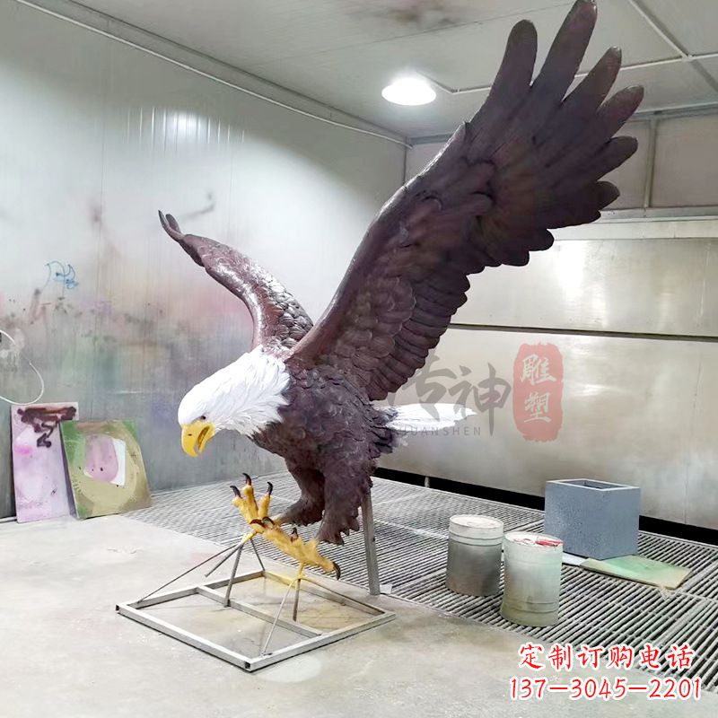 长春优雅老鹰雕塑