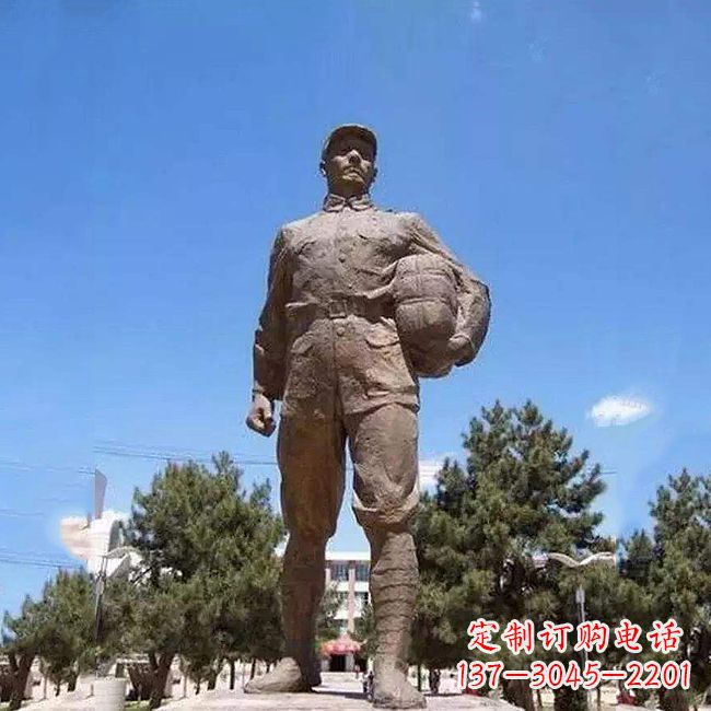 长春董存瑞石雕像 - 传承英雄精神的纪念雕塑