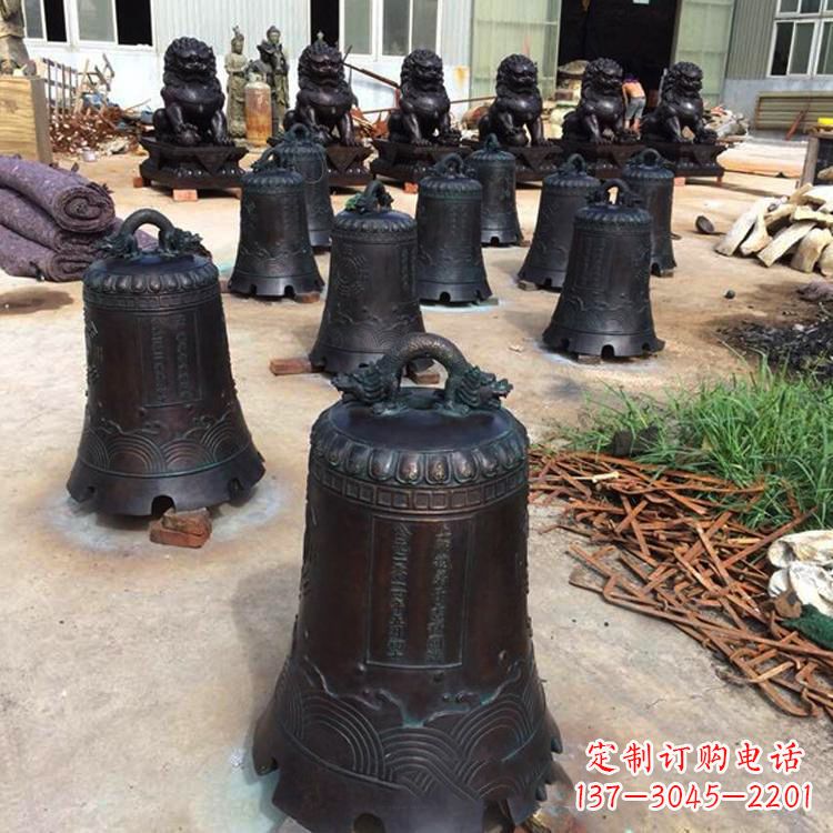 长春手工精美的铜钟雕塑