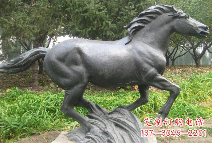 长春奔马铜雕—精美雕塑处处闪耀灿烂光彩