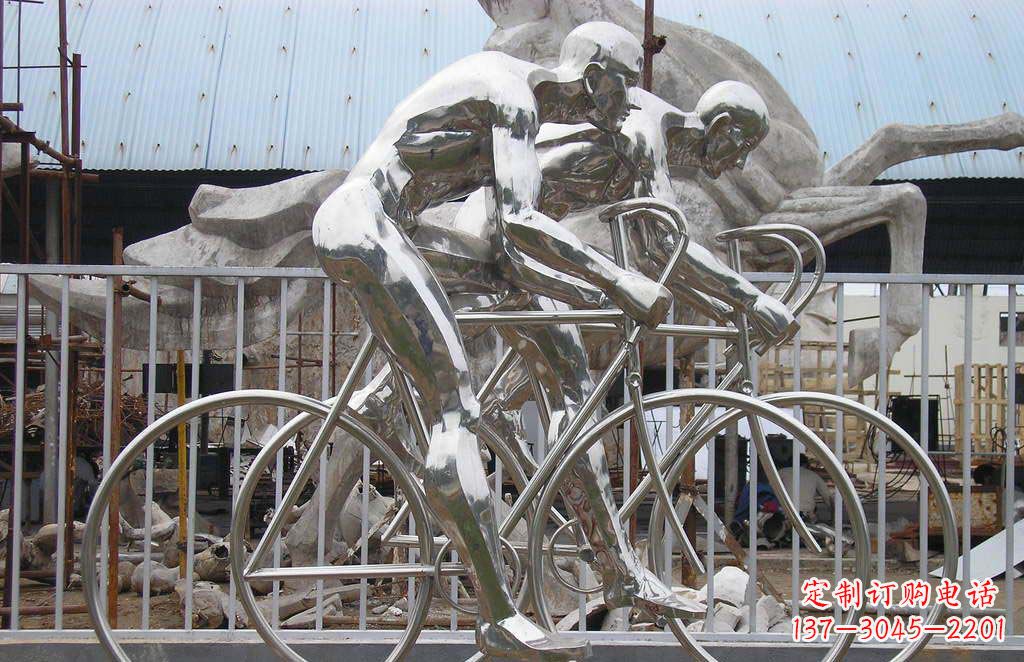 长春特色不锈钢骑自行车雕塑