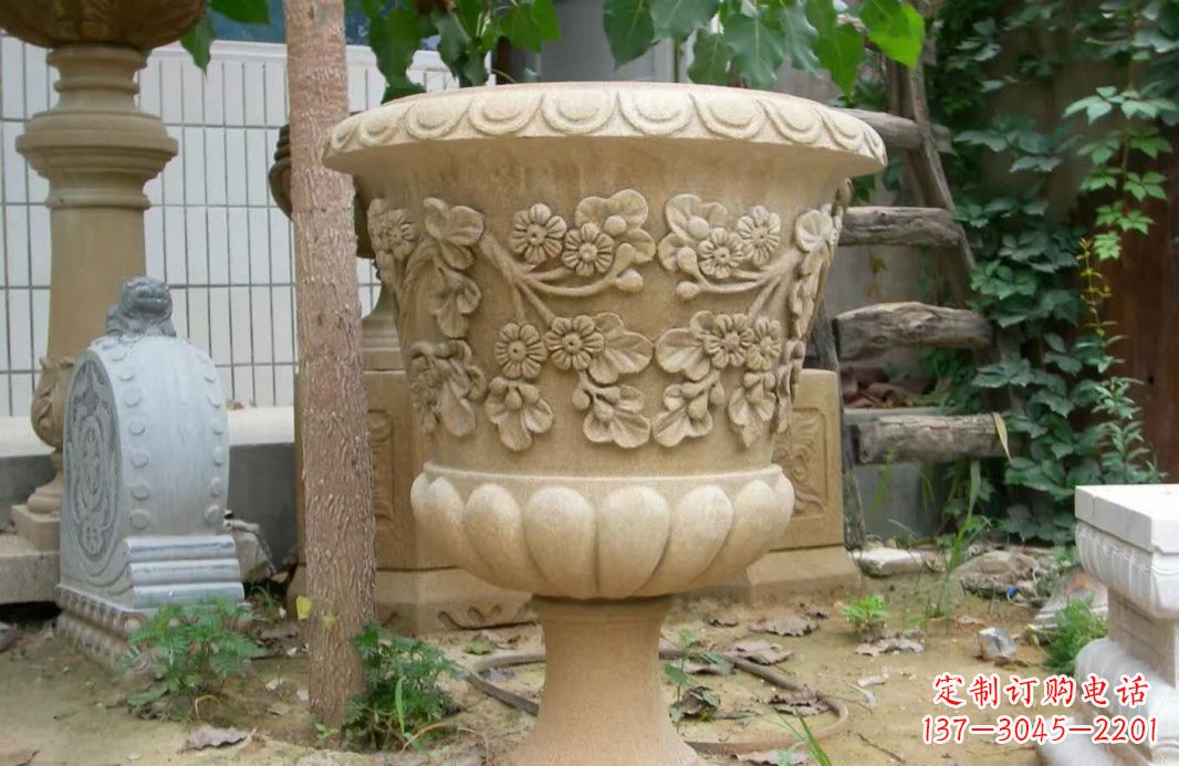 长春精美大理石花盆雕塑