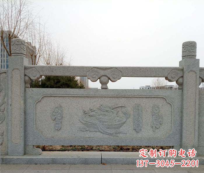 长春公园户外栏板石雕
