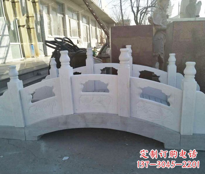 长春大理石拱桥雕塑