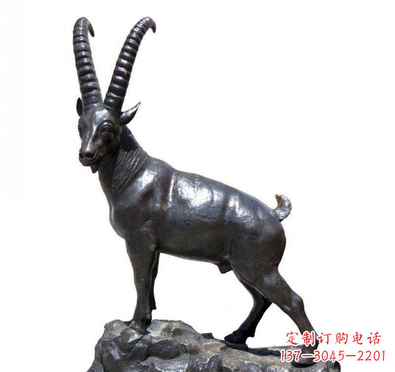 长春公园羚羊动物铜雕