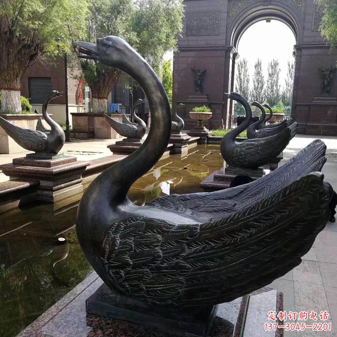 长春公园喷水天鹅铜雕