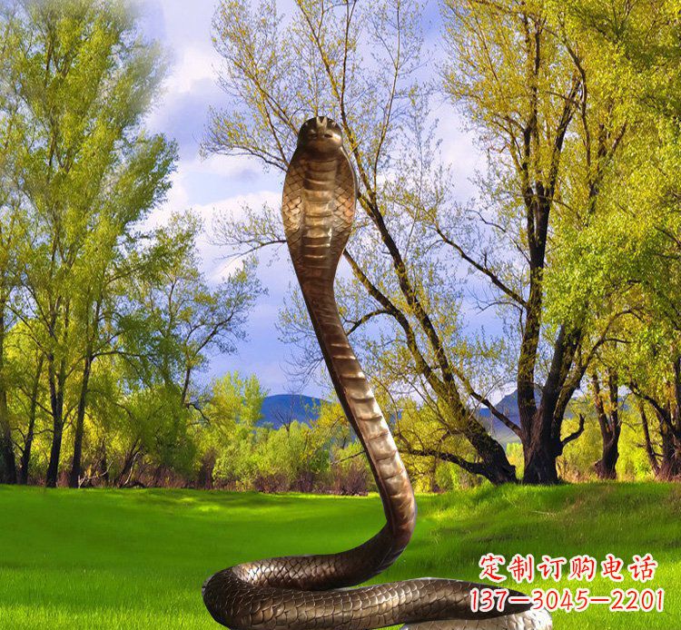 长春公园铜雕眼镜蛇动物雕塑