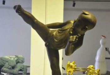 长春领雕塑男孩练功夫铜雕