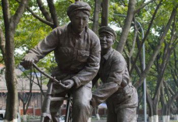 长春装饰你家园的自行车雕塑