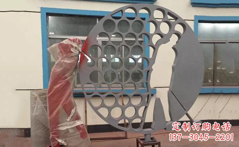长春中领雕塑-不锈钢高尔夫球雕塑